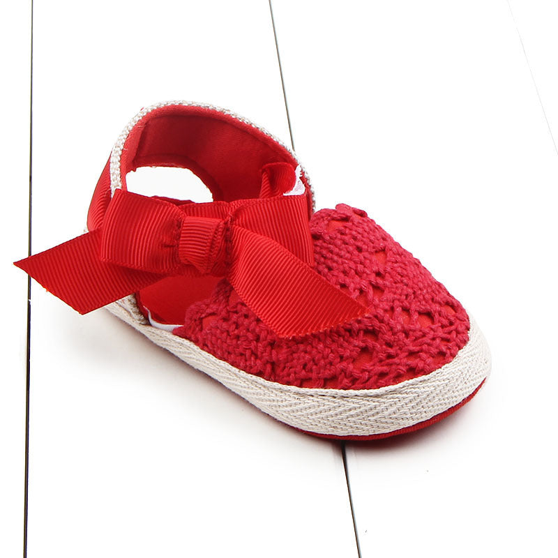 Linen Bow First Walkers – Soft Crochet Baby Shoes