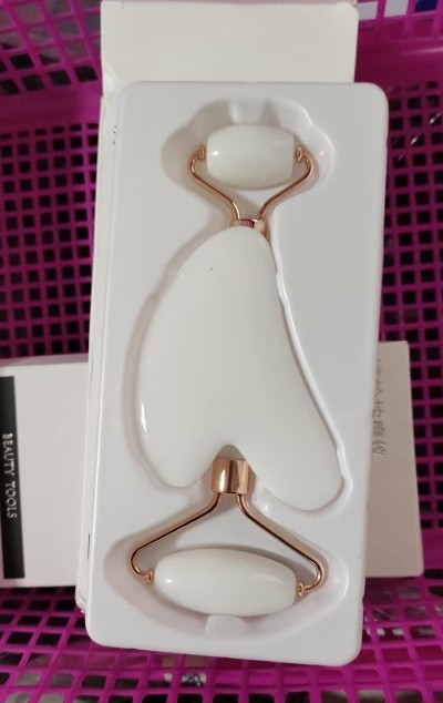 Rose Glow Gua Sha – Facial Lifting Stone